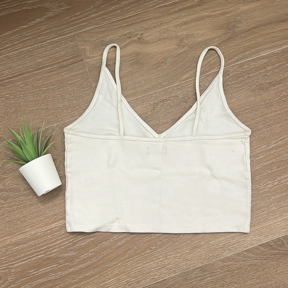 Aritzia Tank Top - Picture 2 of 5